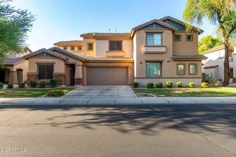 Exterior - 1424 Elgin St, Gilbert, AZ 85295 photo 2 of 10