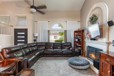 3227 E Clark Rd, Phoenix, AZ 85050 photo 4