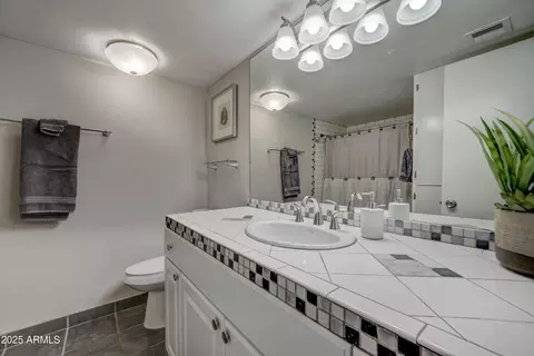3030 E Clarendon Ave #16, Phoenix, AZ 85016 photo 14