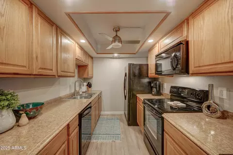 3030 E Clarendon Ave #16, Phoenix, AZ 85016 photo 6