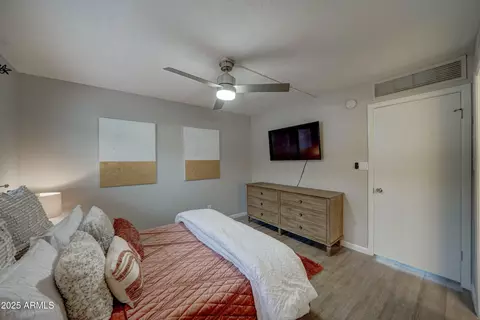 3030 E Clarendon Ave #16, Phoenix, AZ 85016 photo 11