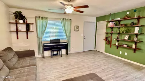 645 E Mesquite Ave, Apache Junction, AZ 85119
