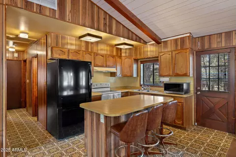 2084 Indian Trl, Overgaard, AZ 85933 photo 15