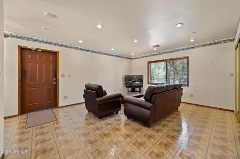 2084 Indian Trl, Overgaard, AZ 85933 photo 22