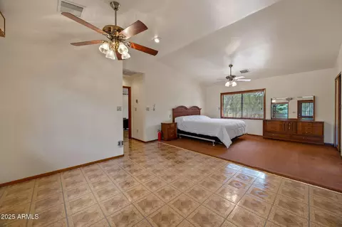 2084 Indian Trl, Overgaard, AZ 85933 photo 18