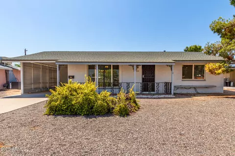 12216 N 107th Ave, Sun City, AZ 85351