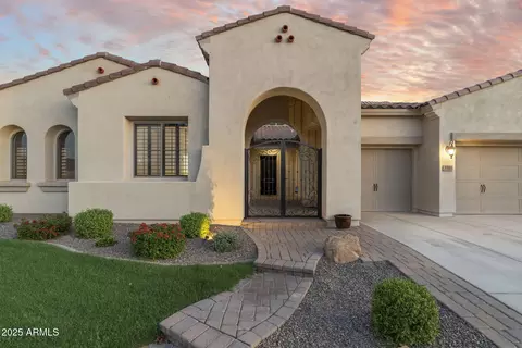 3591 E Coconino Dr, Chandler, AZ 85249