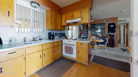 Kitchen - 1432 S Lawther Dr, Apache Junction, AZ 85120 photo 2 of 3