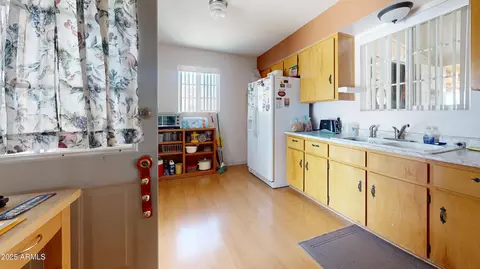 Kitchen - 1432 S Lawther Dr, Apache Junction, AZ 85120 photo 1 of 3