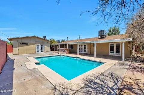 Exterior - 1835 E Palmcroft Dr, Tempe, AZ 85282 photo 4 of 5