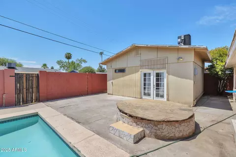 Exterior - 1835 E Palmcroft Dr, Tempe, AZ 85282 photo 5 of 5