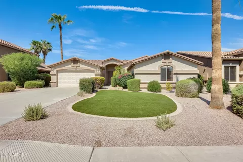 1568 S Western Skies Dr, Gilbert, AZ 85296