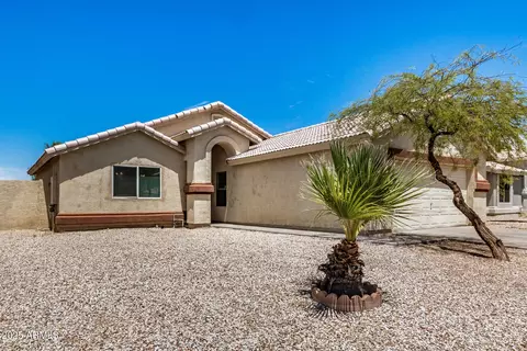 1124 W Pleasant Ln, Phoenix, AZ 85041
