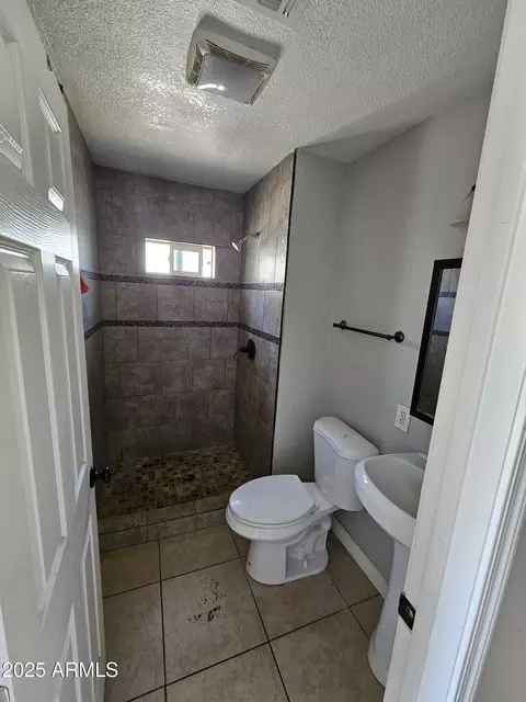 Bath - 2801 W Garfield St, Phoenix, AZ 85009 photo 1 of 1