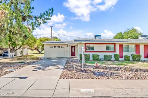 10241 W Snead Cir S, Sun City, AZ 85351