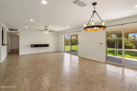 3907 N 81st St, Scottsdale, AZ 85251