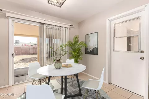 Dining - 2231 E Janice Way, Phoenix, AZ 85022 photo 1 of 1