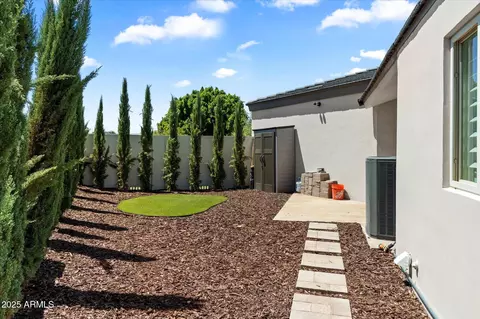 Exterior - 4502 Exeter Blvd, Phoenix, AZ 85018 photo 3 of 16