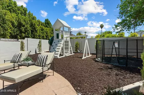 Exterior - 4502 Exeter Blvd, Phoenix, AZ 85018 photo 11 of 16