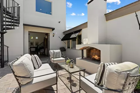 Exterior - 4502 Exeter Blvd, Phoenix, AZ 85018 photo 7 of 16