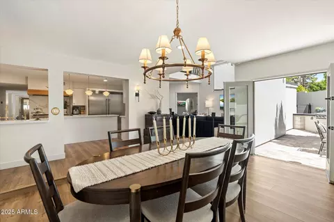 Dining - 4502 Exeter Blvd, Phoenix, AZ 85018 photo 1 of 4