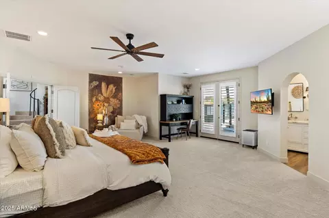 Bedroom - 4502 Exeter Blvd, Phoenix, AZ 85018 photo 1 of 4