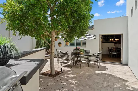 Exterior - 4502 Exeter Blvd, Phoenix, AZ 85018 photo 2 of 16