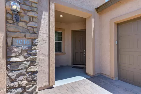 3016 E Maplewood St, Gilbert, AZ 85297 photo 2