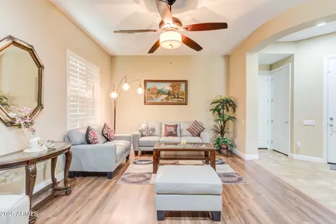 3016 E Maplewood St, Gilbert, AZ 85297 photo 5