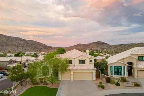 Exterior - 753 E Mountain Sage Dr, Phoenix, AZ 85048 photo 7 of 26