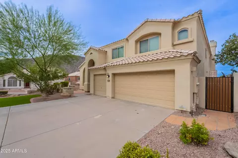 Exterior - 753 E Mountain Sage Dr, Phoenix, AZ 85048 photo 3 of 26