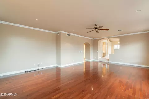 Living - 753 E Mountain Sage Dr, Phoenix, AZ 85048 photo 10 of 13