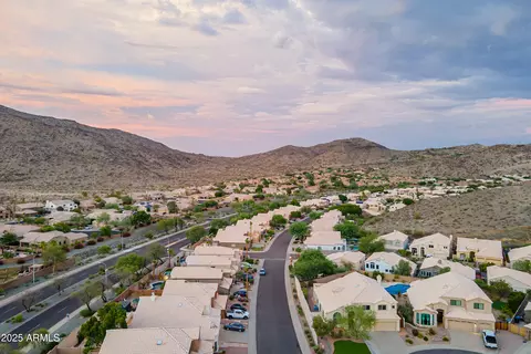 View/Area - 753 E Mountain Sage Dr, Phoenix, AZ 85048 photo 5 of 5