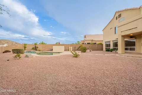 Exterior - 753 E Mountain Sage Dr, Phoenix, AZ 85048 photo 5 of 26