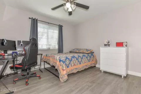 Bedroom - 1908 W Gardenia Dr, Phoenix, AZ 85021 photo 1 of 7
