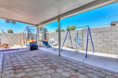 Exterior - 1908 W Gardenia Dr, Phoenix, AZ 85021 photo 4 of 5