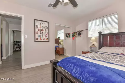Bedroom - 1908 W Gardenia Dr, Phoenix, AZ 85021 photo 3 of 7