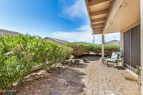 Exterior - 2101 S Meridian Rd #403, Apache Junction, AZ 85120 photo 3 of 4