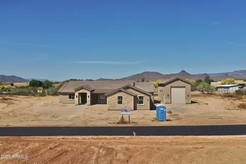 1686 E Creek Canyon Rd, Phoenix, AZ 85086