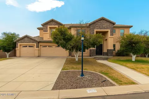 1130 N Oakland St, Mesa, AZ 85205