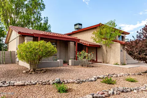 725 E Mcnair Dr, Tempe, AZ 85283