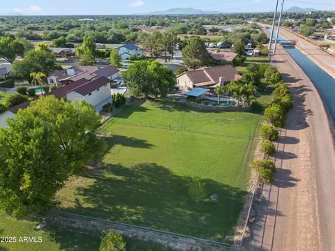 2703 E Vaughn Ave, Gilbert, AZ 85234 photo 37