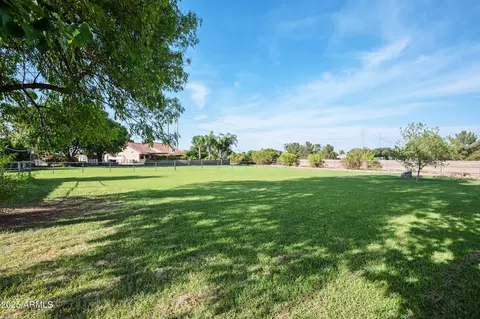 2703 E Vaughn Ave, Gilbert, AZ 85234 photo 30