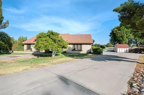 2703 E Vaughn Ave, Gilbert, AZ 85234 photo 6