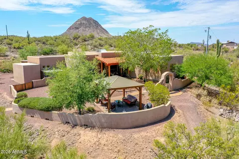 2427 W Lazy G Ranch Rd, New River, AZ 85087