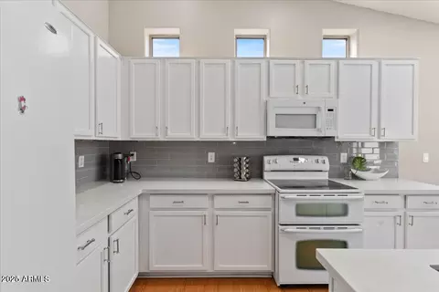 8026 W Hilton Ave, Phoenix, AZ 85043 photo 14