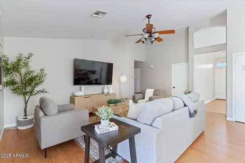 8026 W Hilton Ave, Phoenix, AZ 85043 photo 9