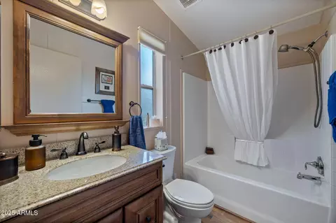 2710 Hooks Way, Overgaard, AZ 85933 photo 18