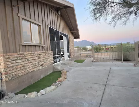 522 S Cortez Rd, Apache Junction, AZ 85119