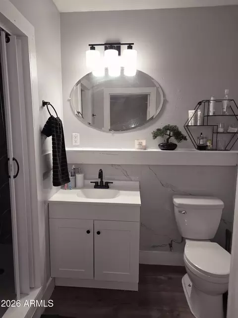 Bath - 522 S Cortez Rd, Apache Junction, AZ 85119 photo 2 of 3